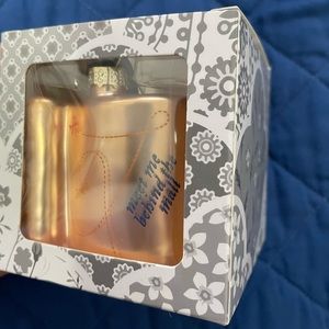 Taylor Swift August Ornament